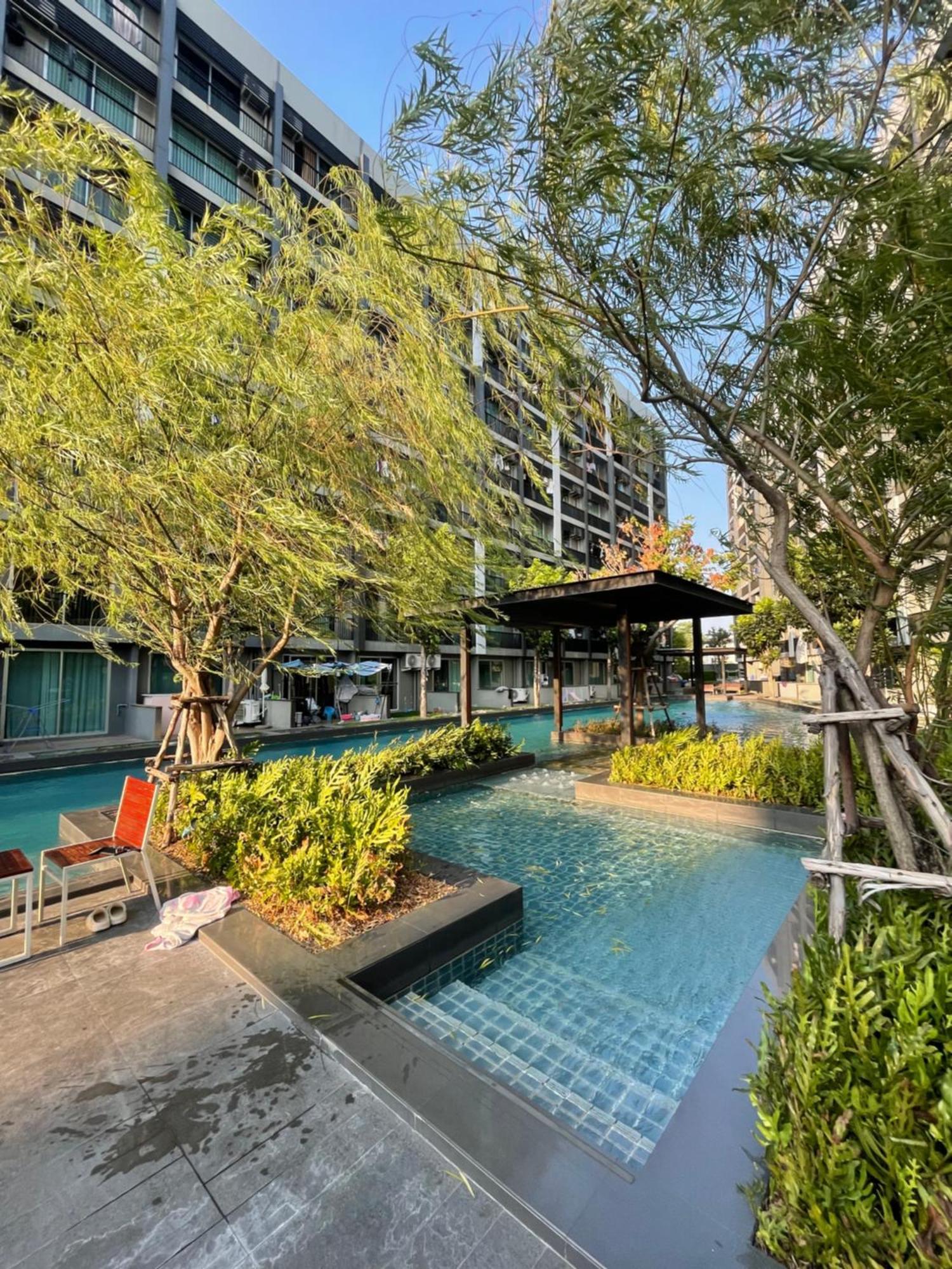 Luxury Condominium Sukhumvit 77 Бангкок Экстерьер фото